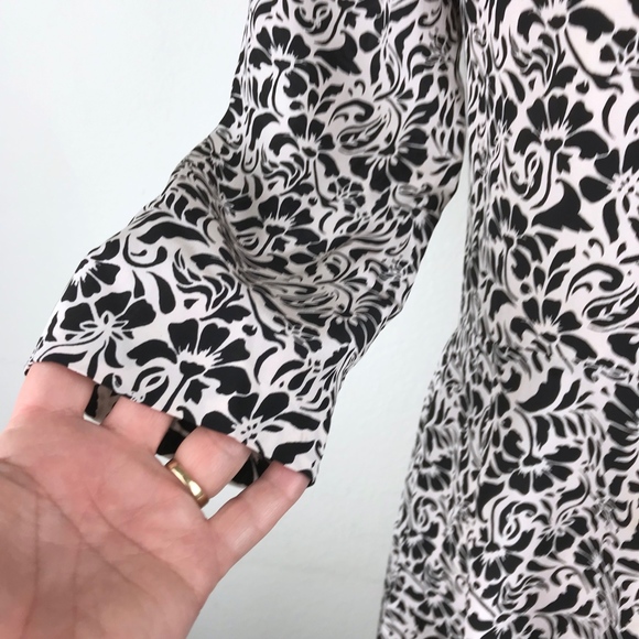 Club Monaco |  Silk Black/Ivory Floral Print Dress - Picture 3 of 8